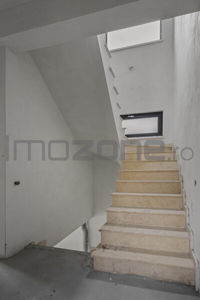 Militari, Pacii, casa spatioasa cu terasa si loc de parcare